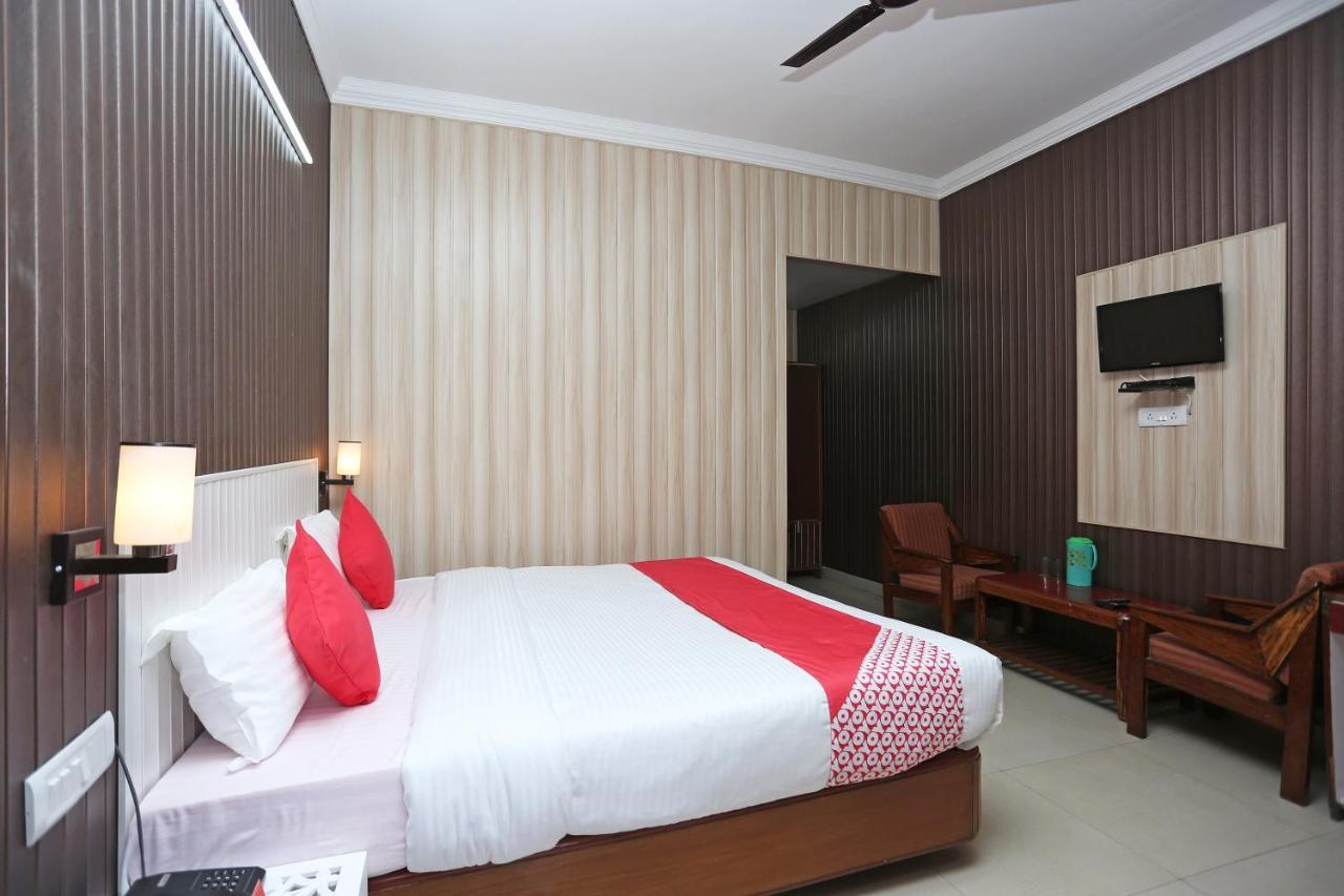 OYO 8714 Hotel Amar Mussoorie Buitenkant foto